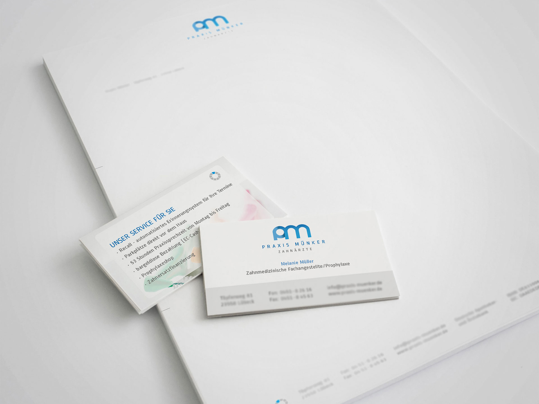 AuD Referenzen Dr. Münker Corporate Design Zahnärzte Lübeck
